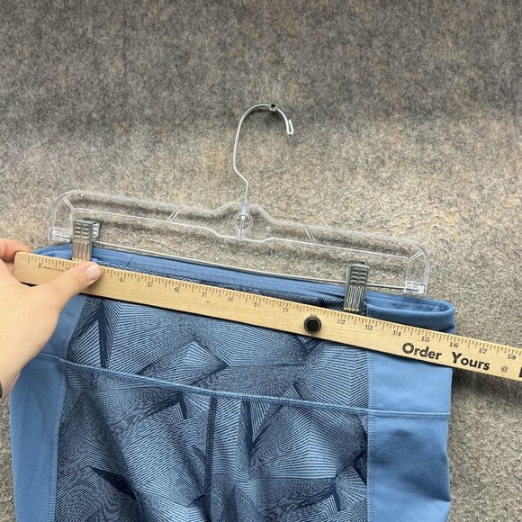 Under Armour Leggings Womens Large Blue Geometric Print Capri Gym Workout - Picture 7 of 10